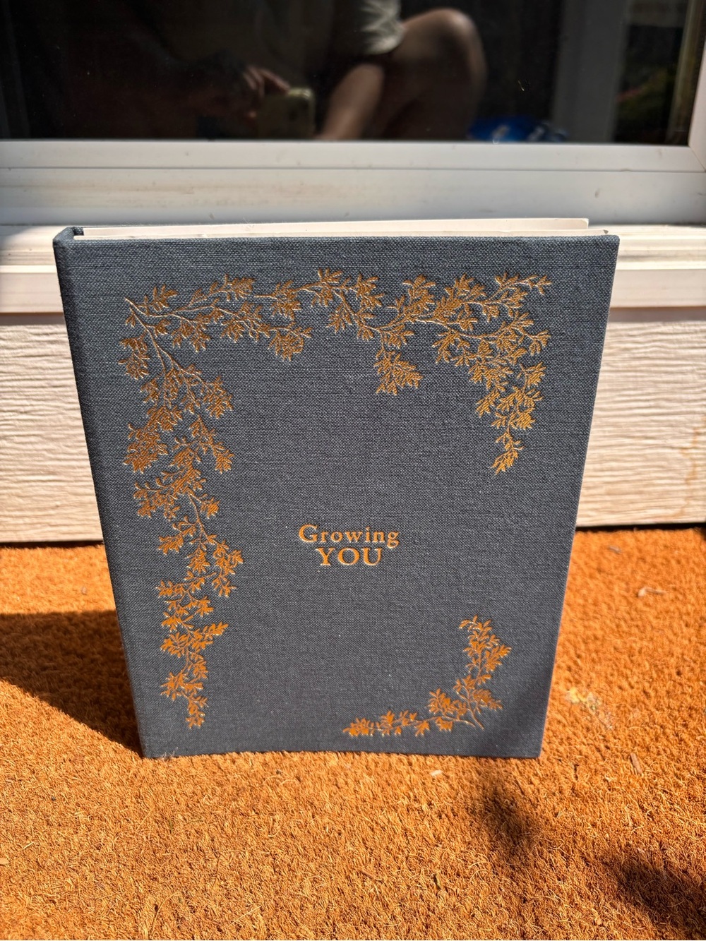 Growing You: Keepsake Pregnancy Journal and Memory Book for Mom and Baby